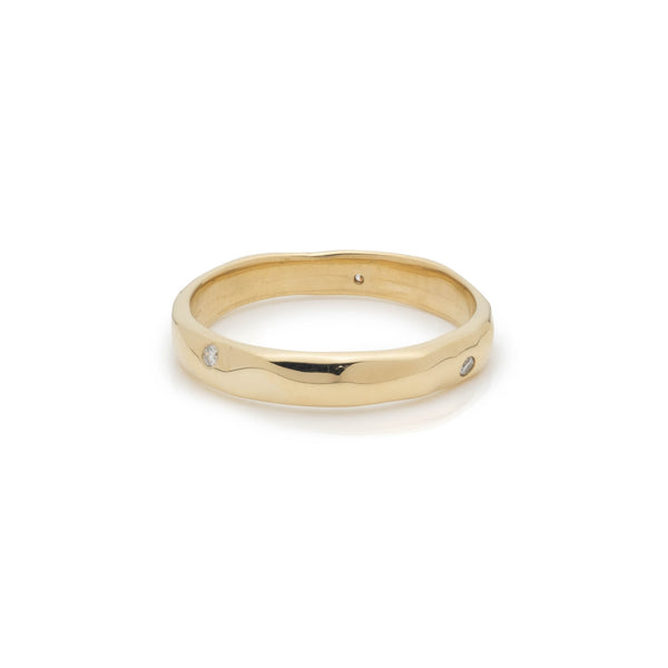 ali grace jewelry sustainable fashion jewelry brand yellow gold diamond ring alternative wedding band